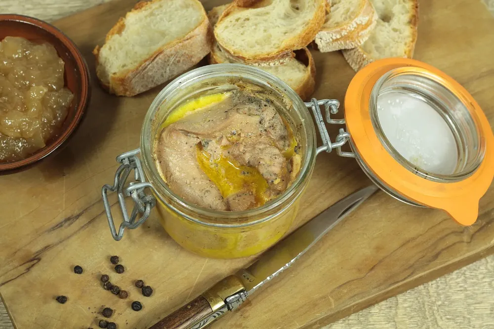 Foie gras frais à Cosnac